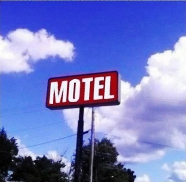 Dry Ridge Motor Inn Esterno foto