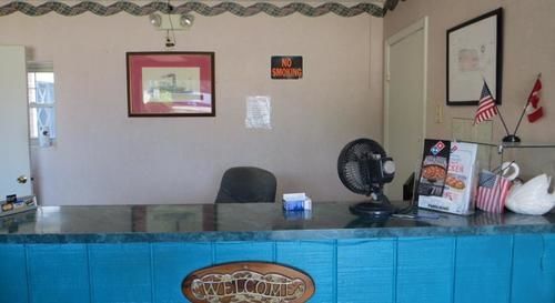 Dry Ridge Motor Inn Esterno foto